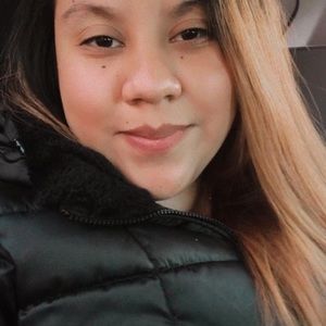 Meet your Posher, Eva